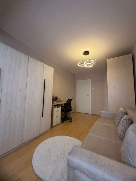 Drumul Taberei, Favorit,