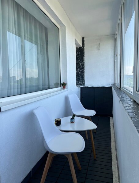 Drumul Taberei, Favorit,